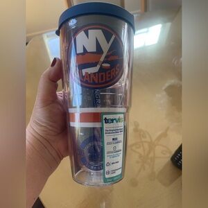Tervis NY Islanders Tumbler - Blue and Orange NWT